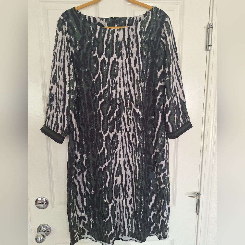 Anthropologie Geisha‎  Midi Dress Animal Multicolor Size M L